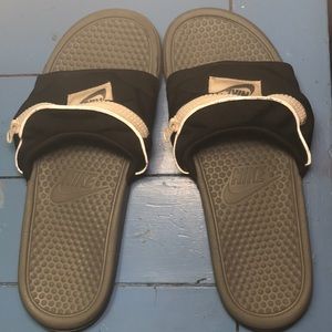 Nike slides